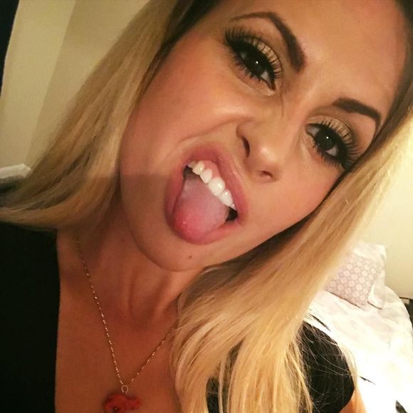 Meet your Posher, Sarah - Picture 1 of 1